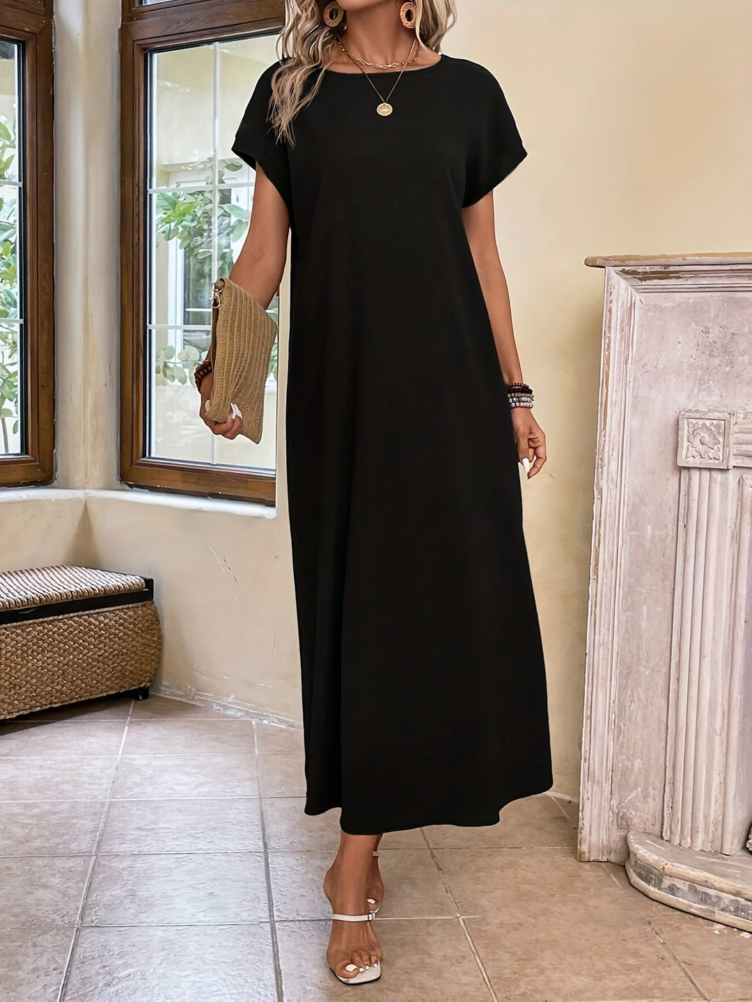 Margaux | Elegant Minimalist Maxi Dress